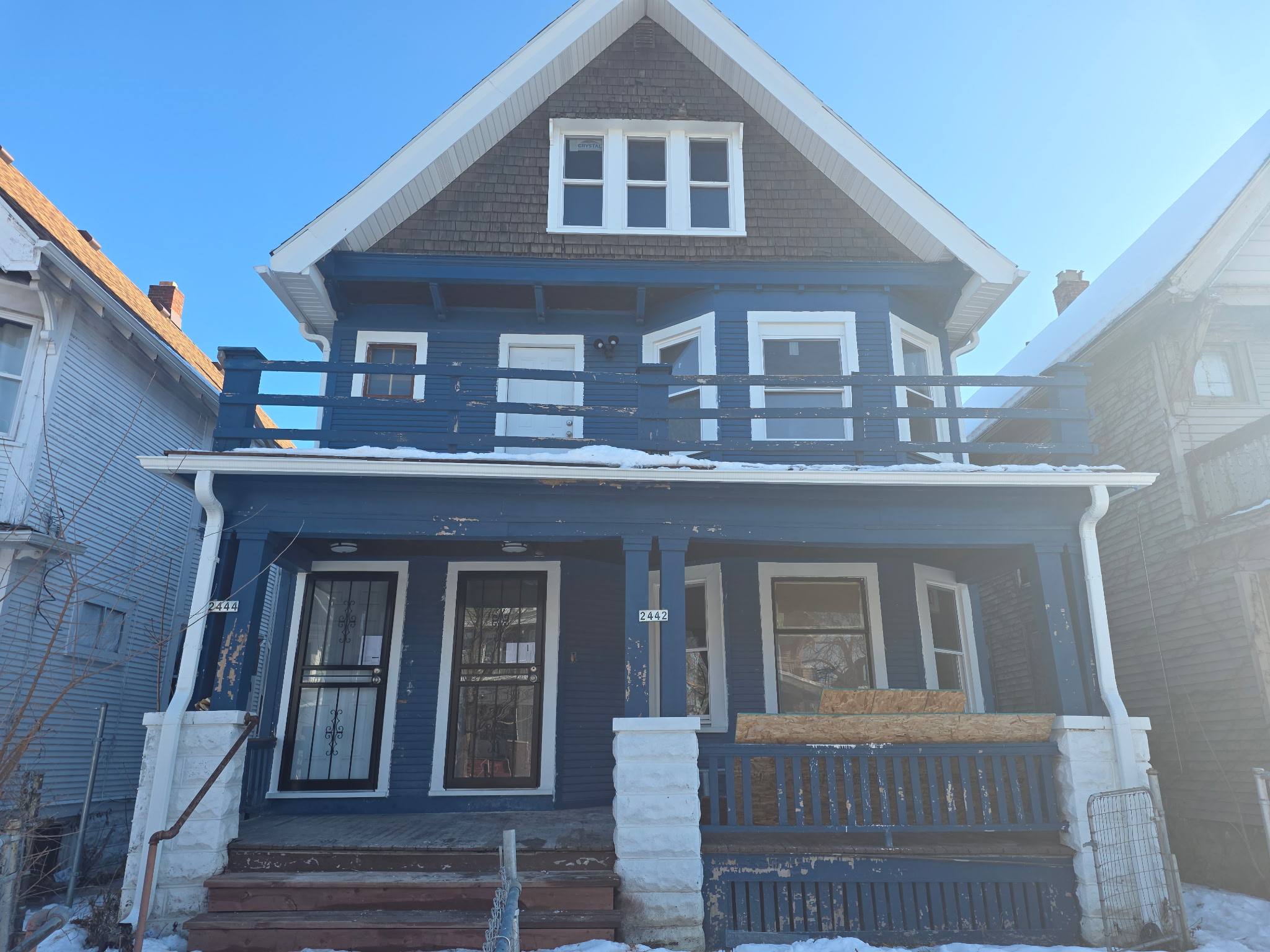 Property main image